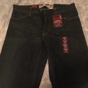 New Loose Boot Cut Levi's 567